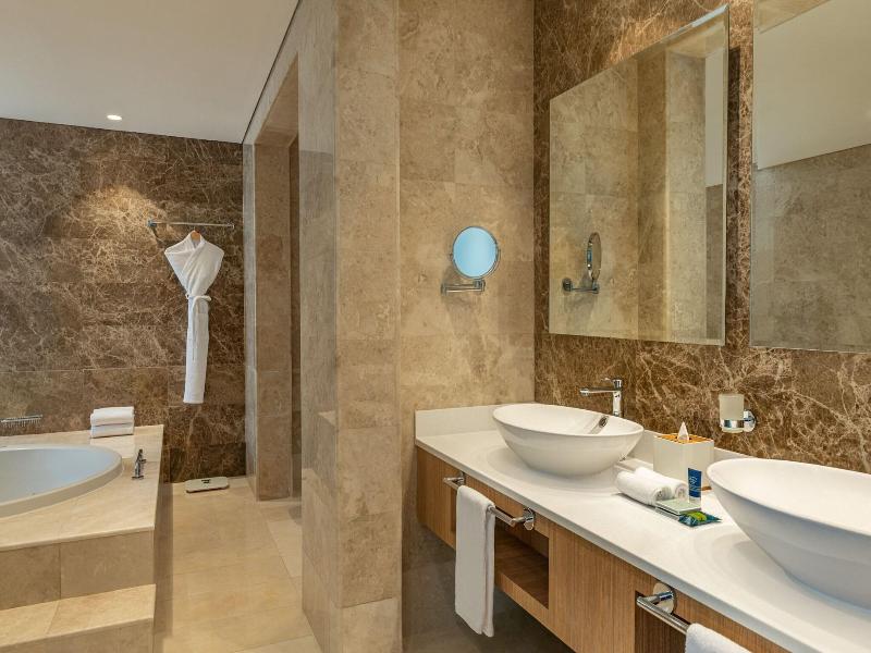 Four Points By Sheraton Production City, Dubai image