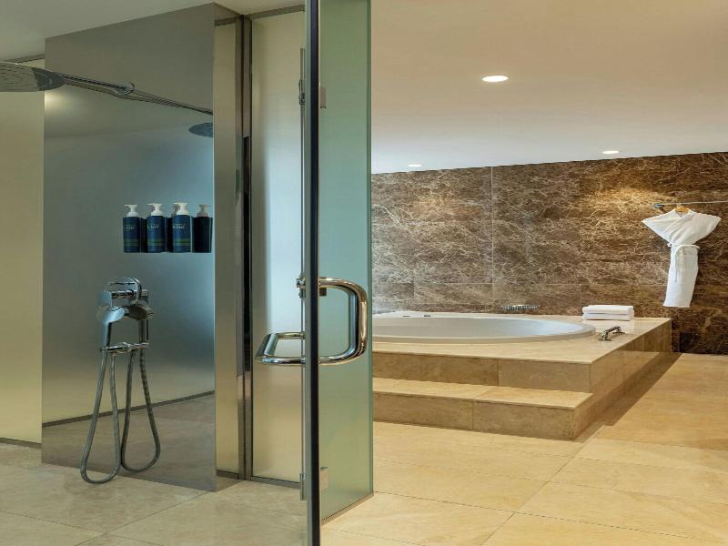Four Points By Sheraton Production City, Dubai image