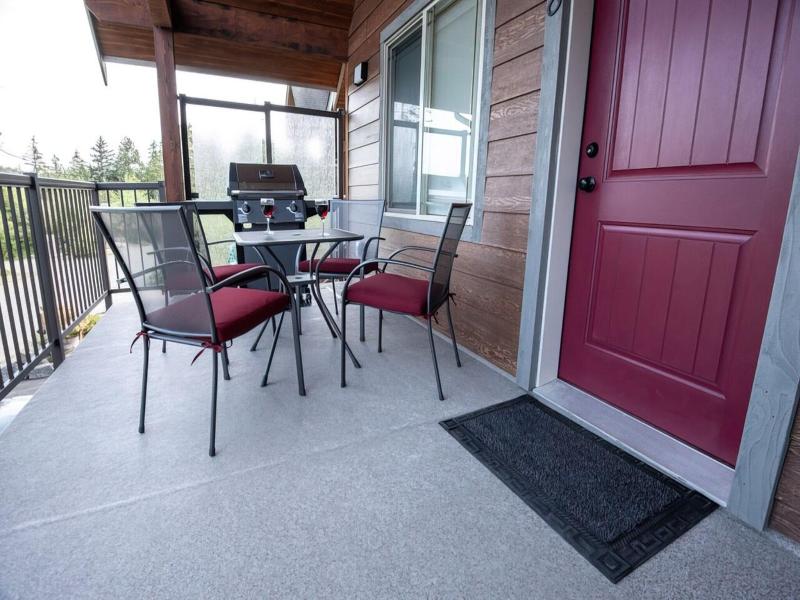 Cabins West