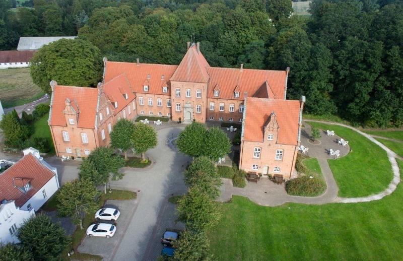 Sophiendal Slotshotel image
