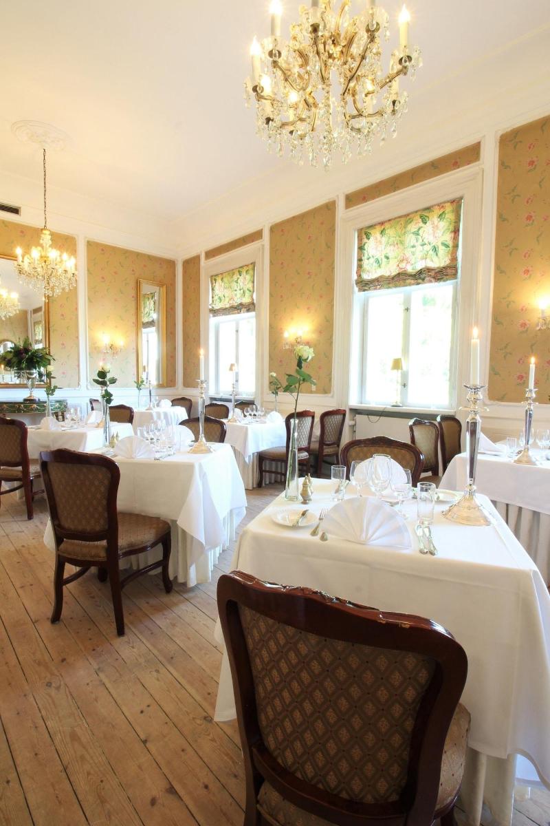 Sophiendal Slotshotel image