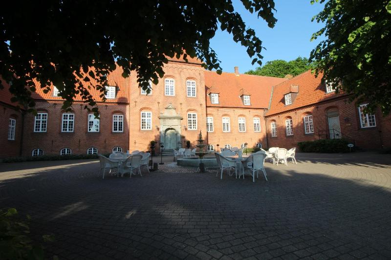 Sophiendal Slotshotel image