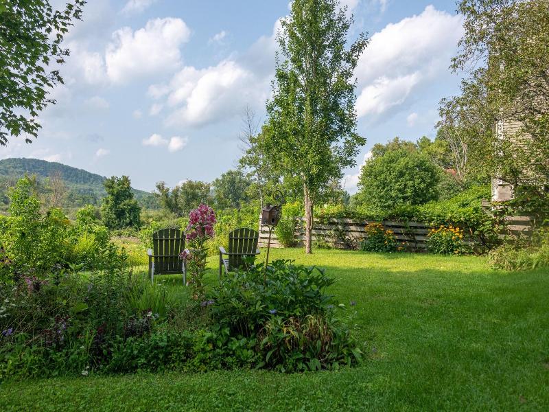 Sinclair Inn Bed And Breakfast image