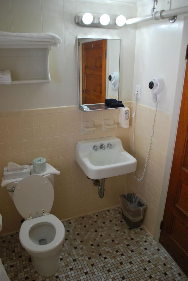 Lankford Hotel image
