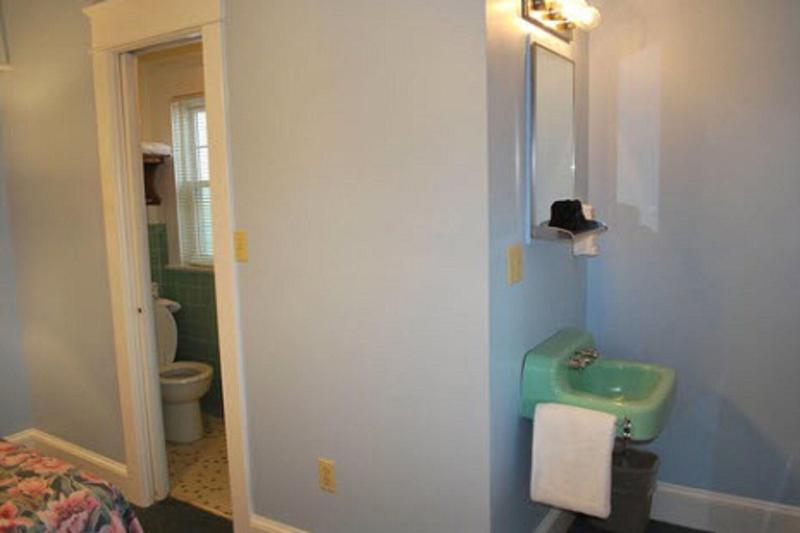 Lankford Hotel image