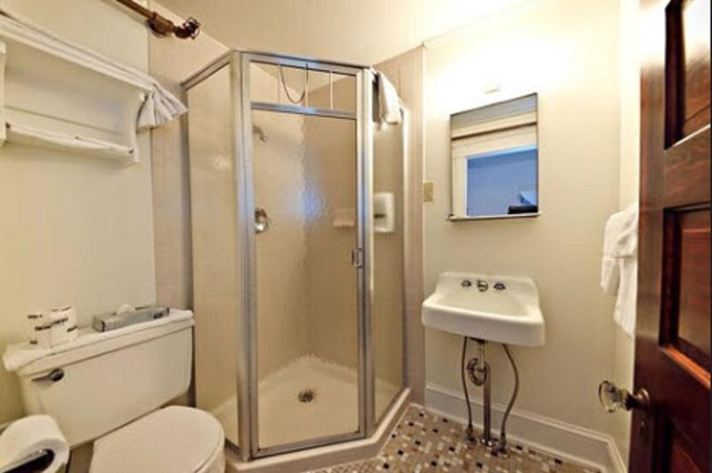 Lankford Hotel image