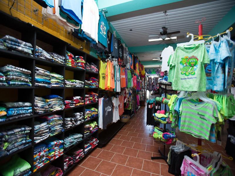Mr. Tucan Hotel image