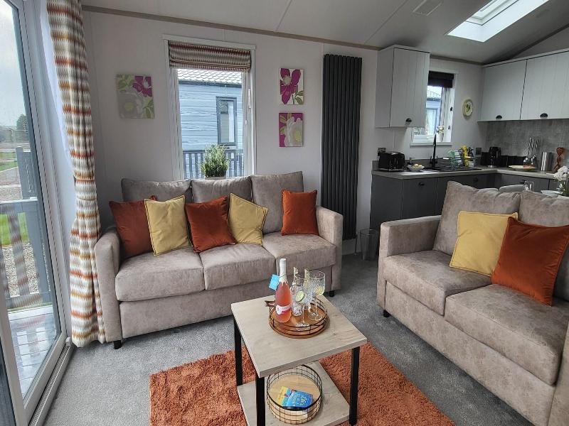Honeycomb Lodge image