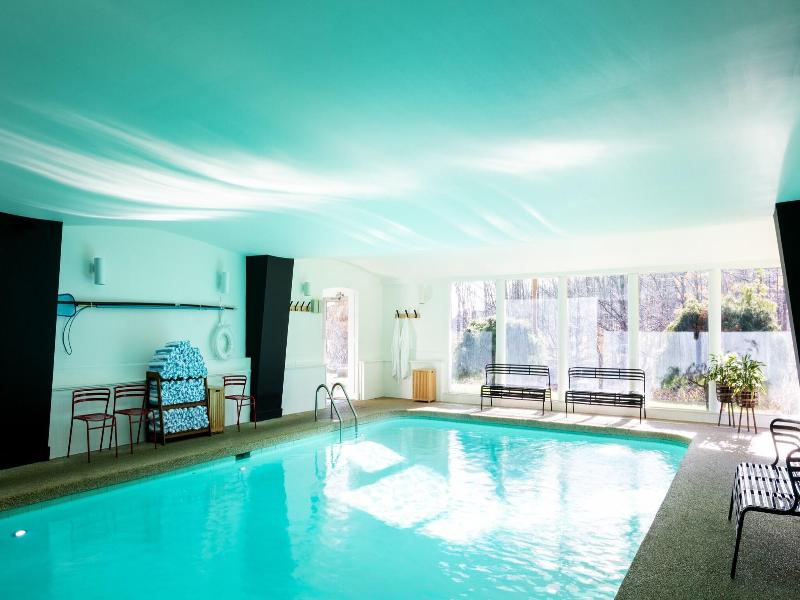 Tã¤lta Lodge, A Bluebird By Lark image