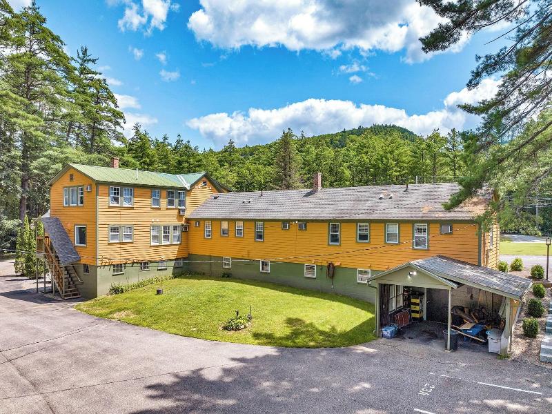 The Inn & More