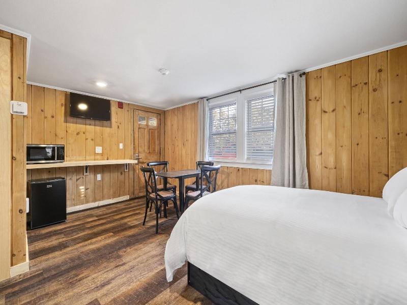 The Inn & More