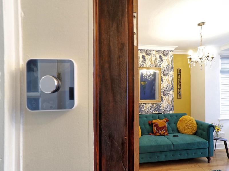 Big 3bed 2bath House Tropical Oasis Pet Friendly! image