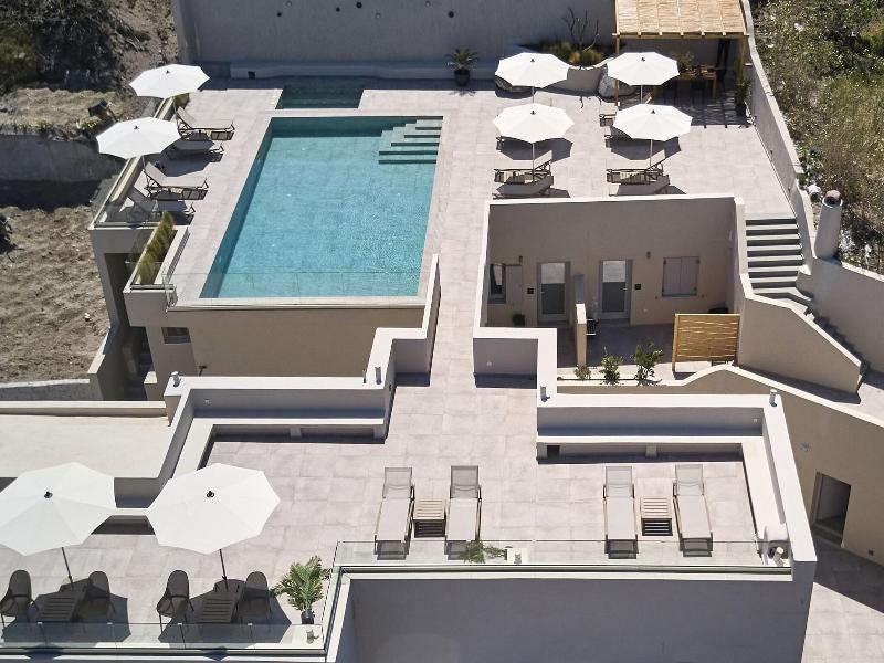 Mayu Suites