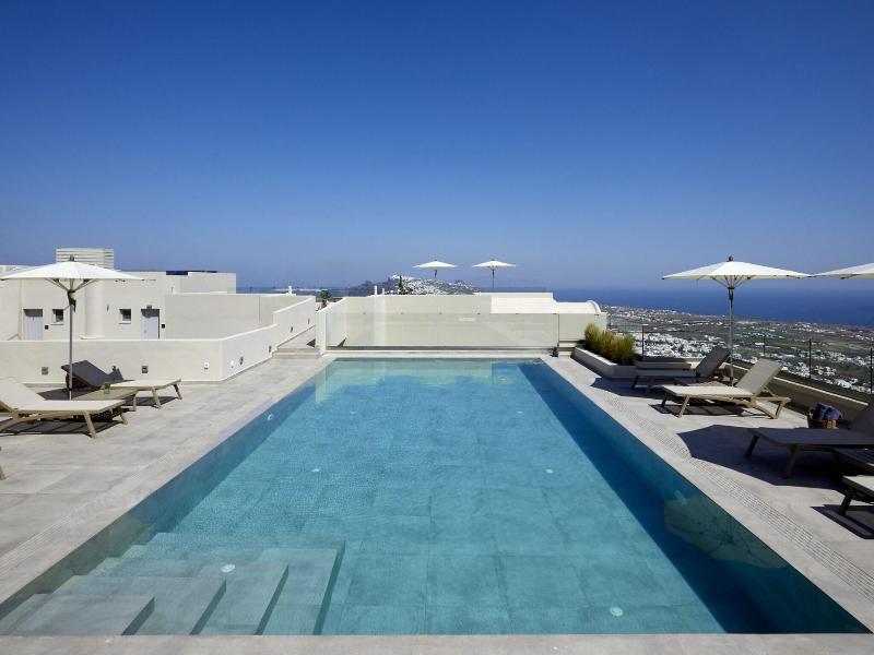 Mayu Suites