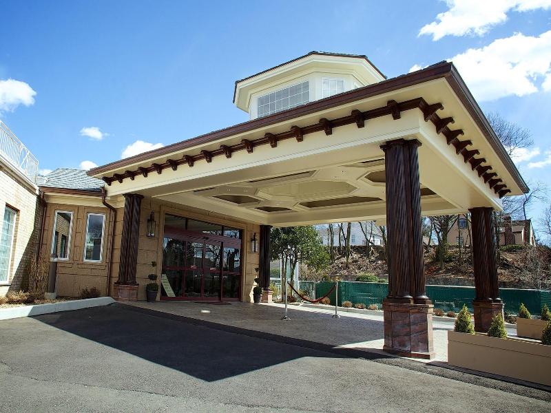 Guesthouse At Norwalk Inn image