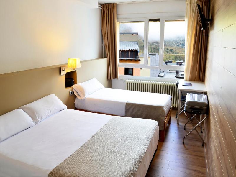 Hotel Terranova image