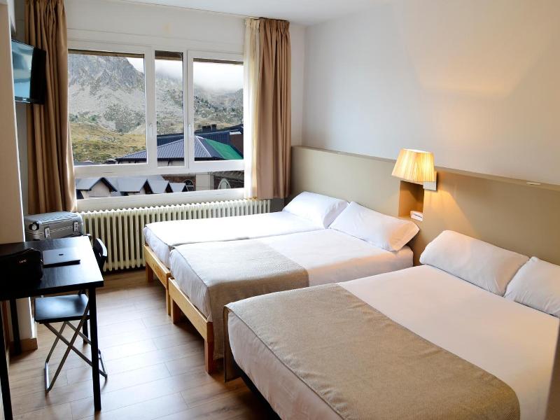Hotel Terranova image