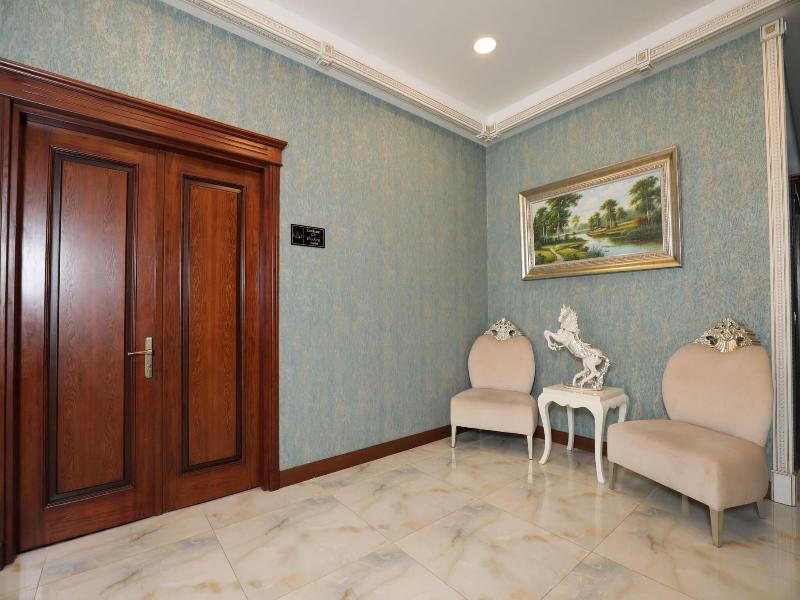 Altus Hotel Baku image