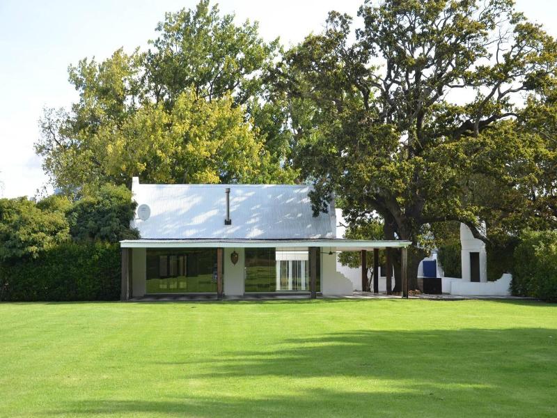 La Paris Estate image