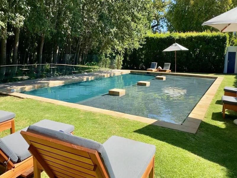La Paris Estate image