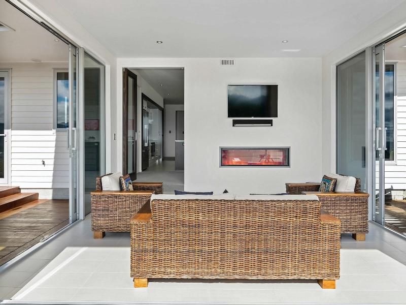 Tihi Retreat image
