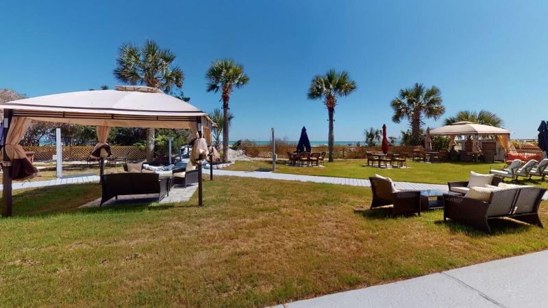 Willow Bay Resort