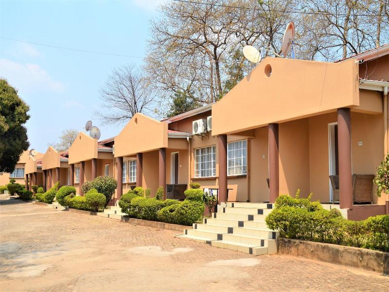 Riverside Hotel And Conference Centre image