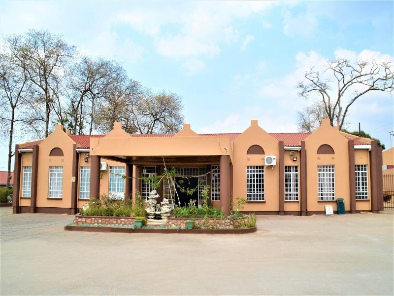 Riverside Hotel And Conference Centre image