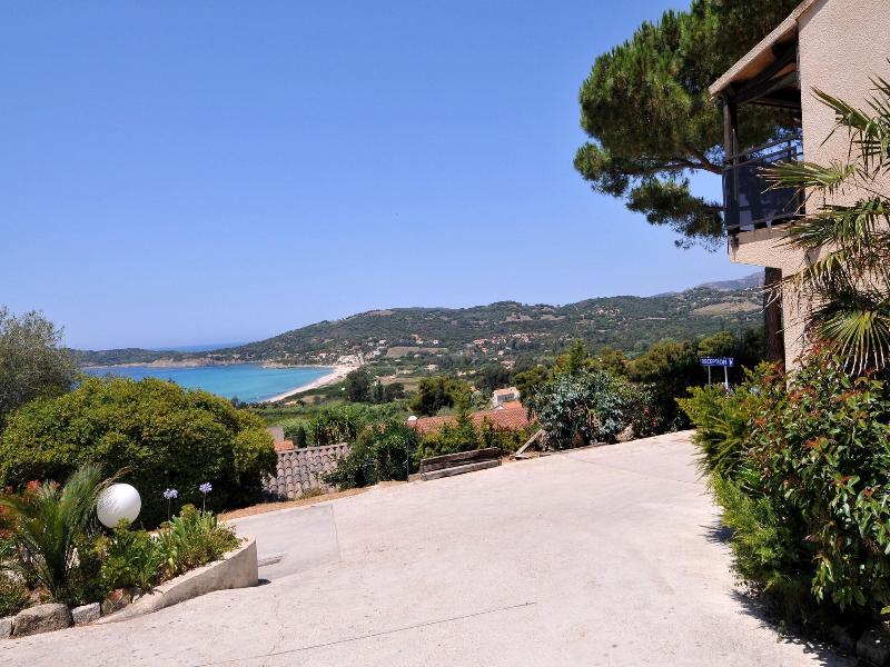 Domaine Saint Pierre image