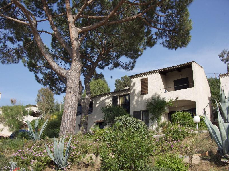 Domaine Saint Pierre image