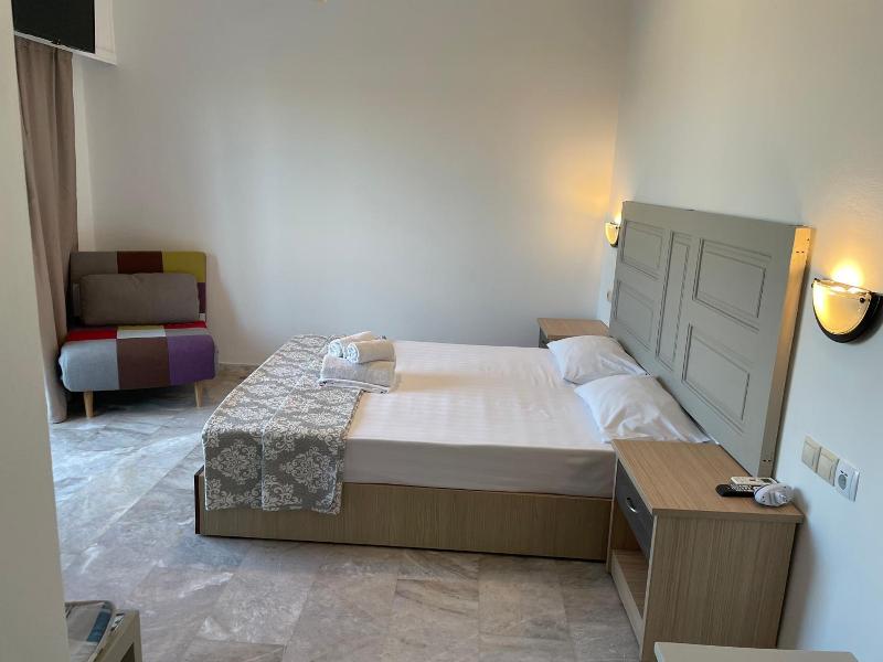 Hotel Kourkoumelata image