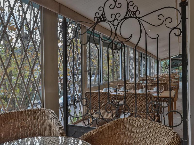 Le Suisse Elegance Hotel