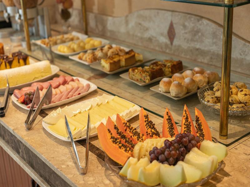 Le Suisse Elegance Hotel