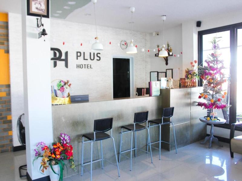 Plus Hotel image
