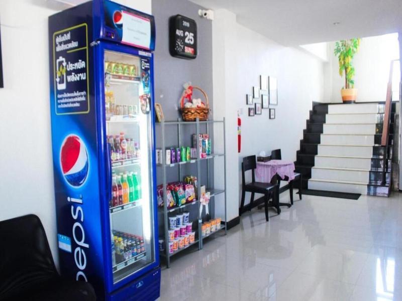 Plus Hotel image