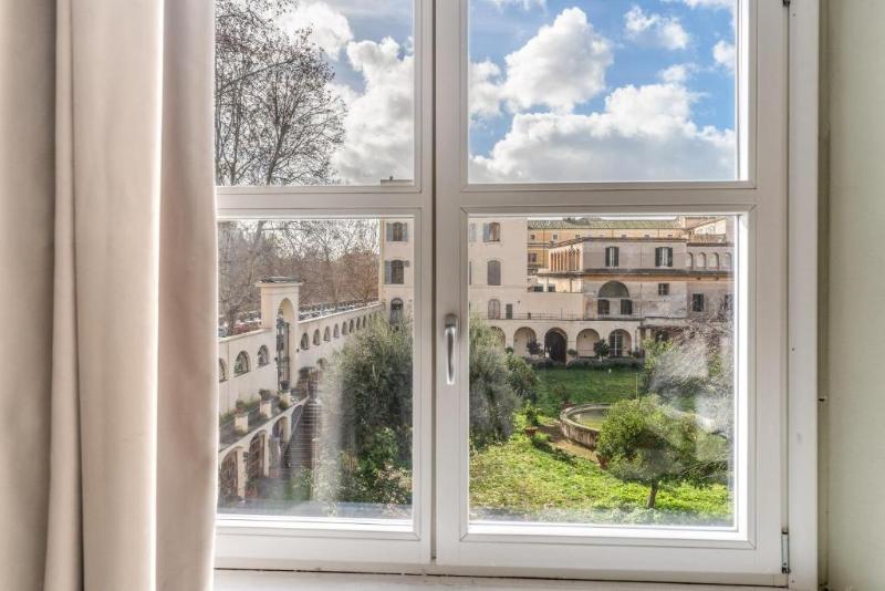Borgo Ripa Urban Travel image