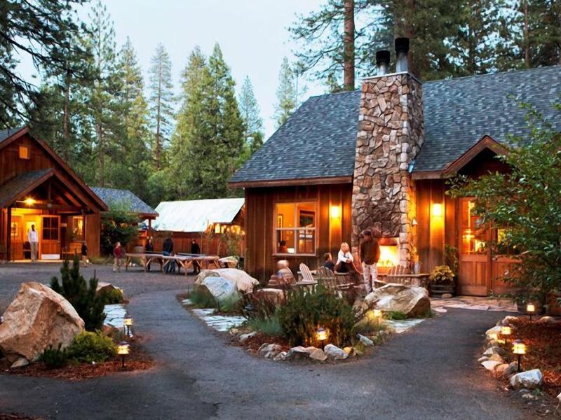 Evergreen Lodge At Yosemite image