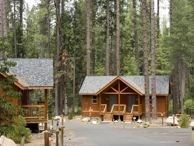 Evergreen Lodge At Yosemite image
