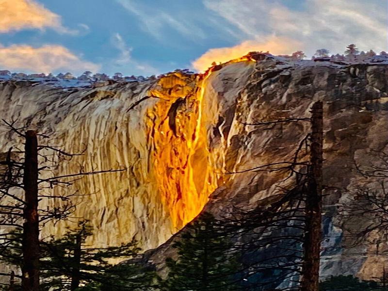 Evergreen Lodge At Yosemite image