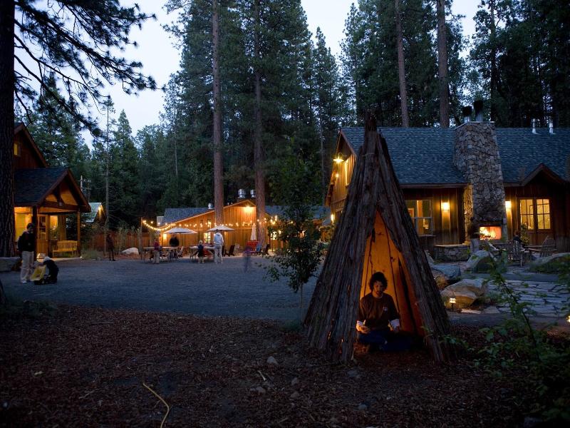 Evergreen Lodge At Yosemite image