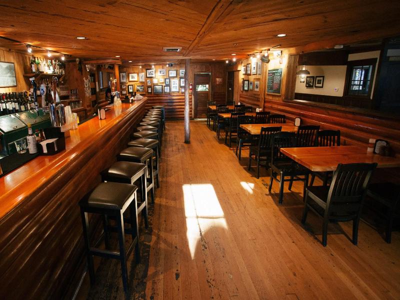 Evergreen Lodge At Yosemite image