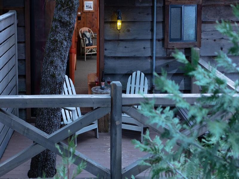Evergreen Lodge At Yosemite image