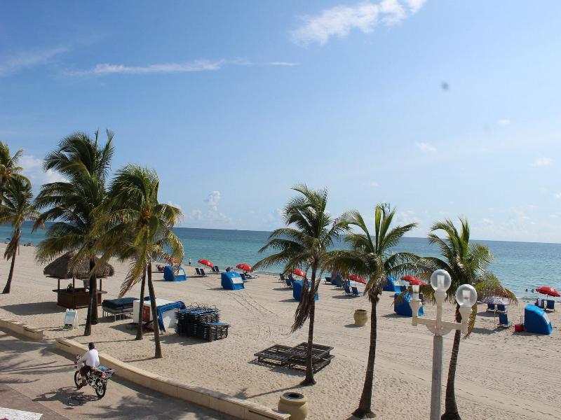 Golden Sand Oceanfront image