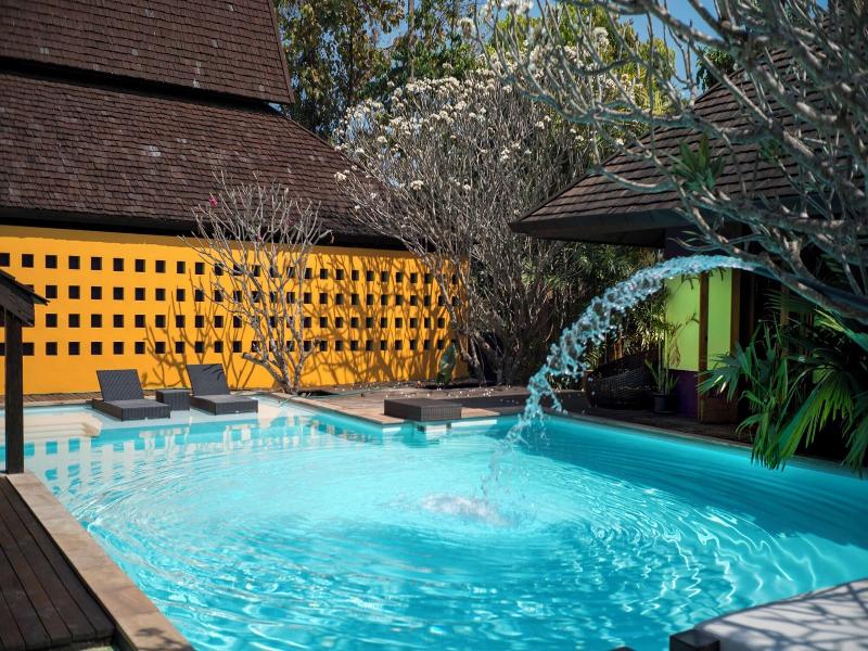 Chandra Residence image