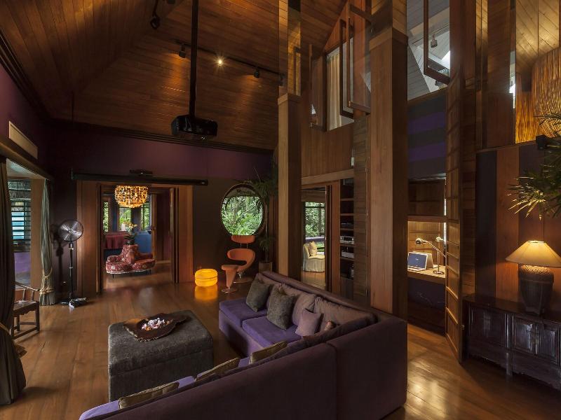Chandra Residence image