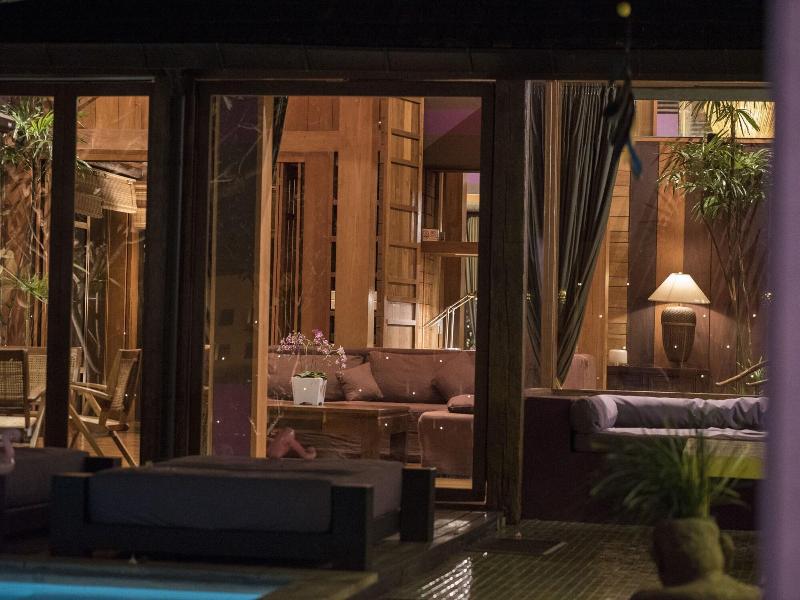 Chandra Residence image