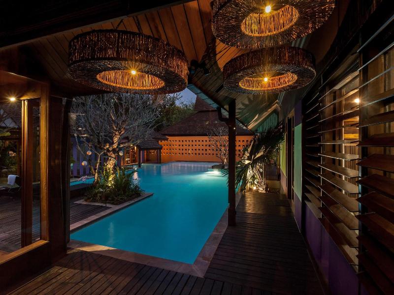 Chandra Residence image