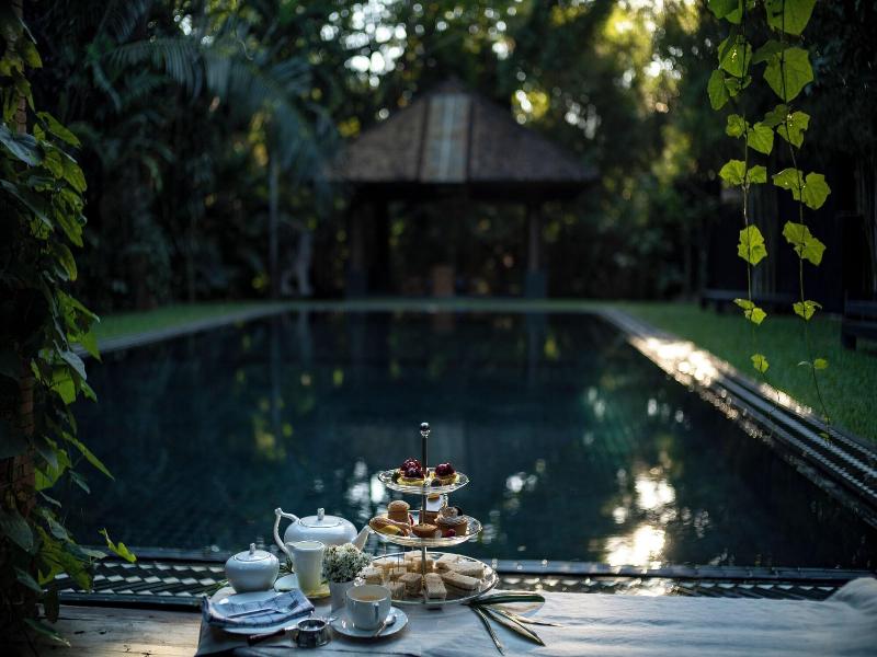 Chandra Residence image
