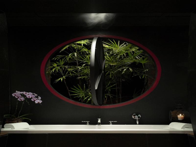 Chandra Residence image