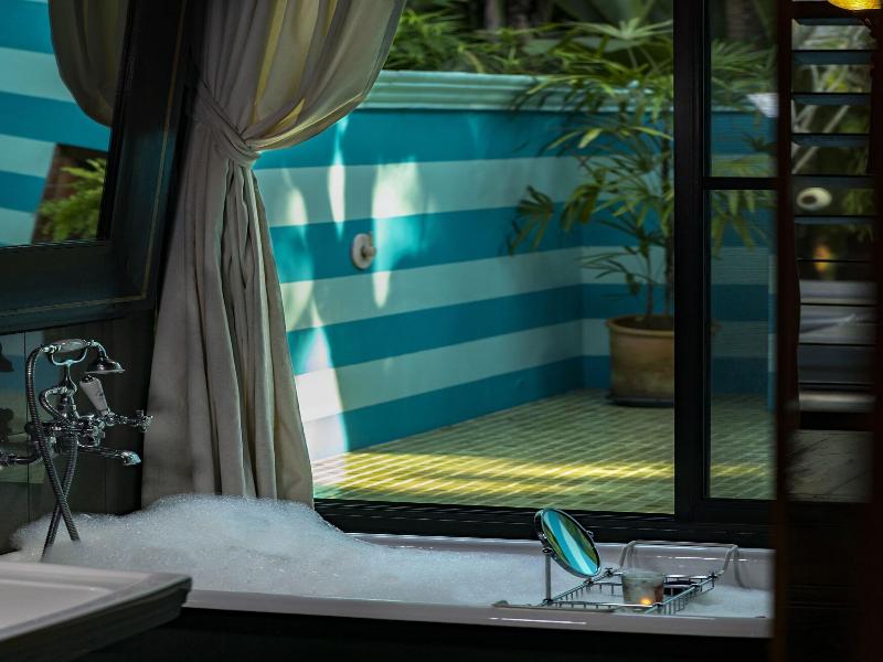 Chandra Residence image